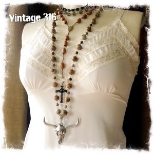 VINTAGE 316 - Longhorn on Rosary Bead -